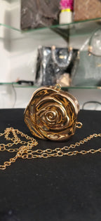 Rose Matel Clutch (Imported)