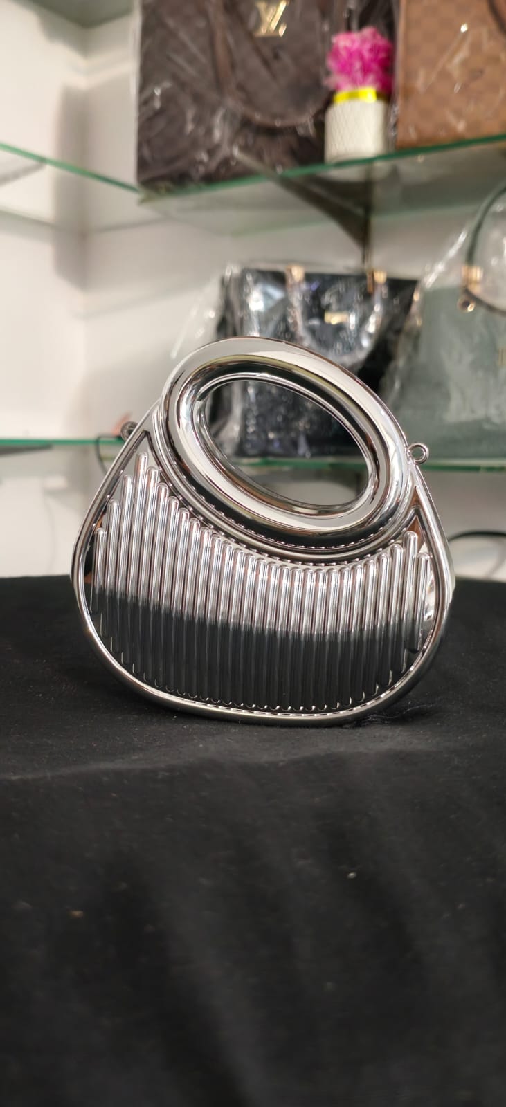 Round Top Metal Clutch (Imported)