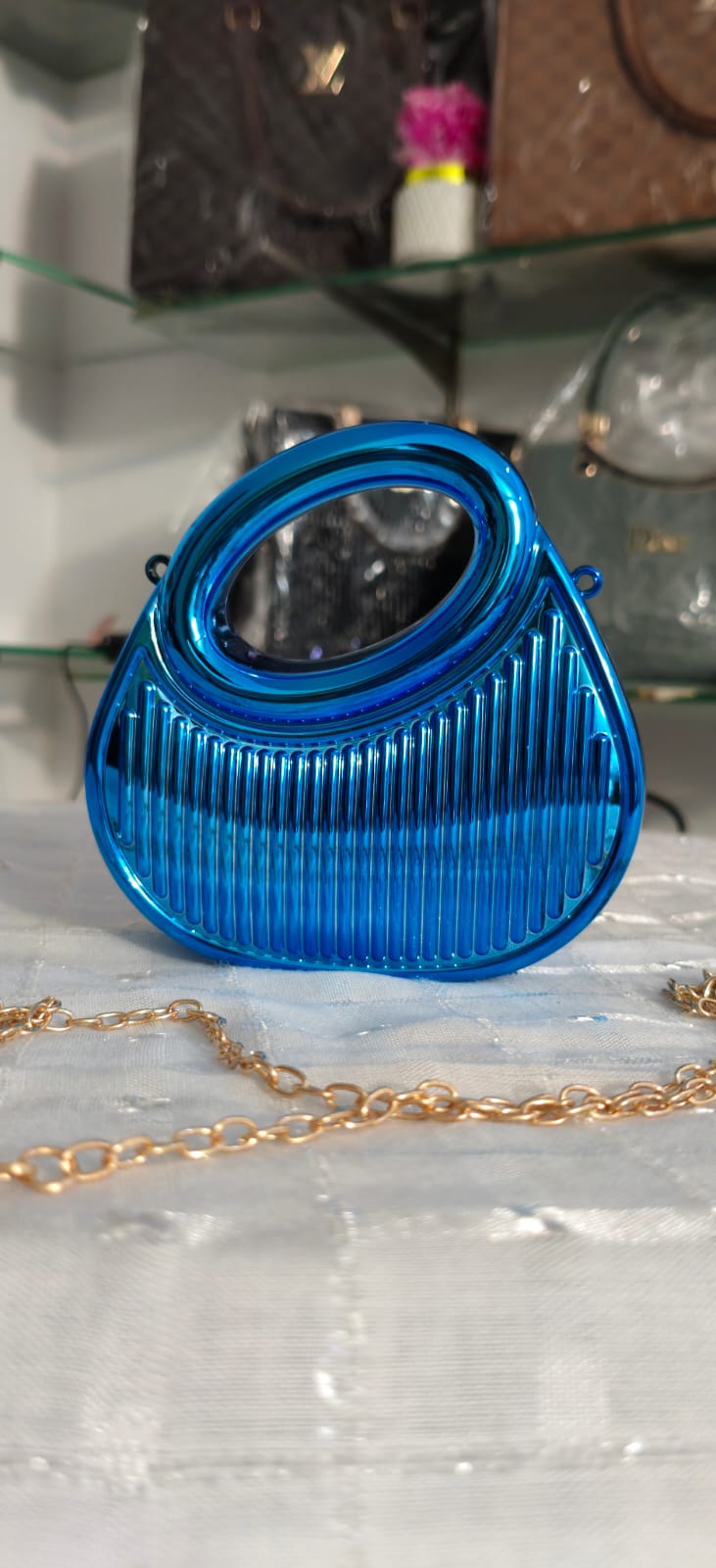 Round Top Metal Clutch (Imported)