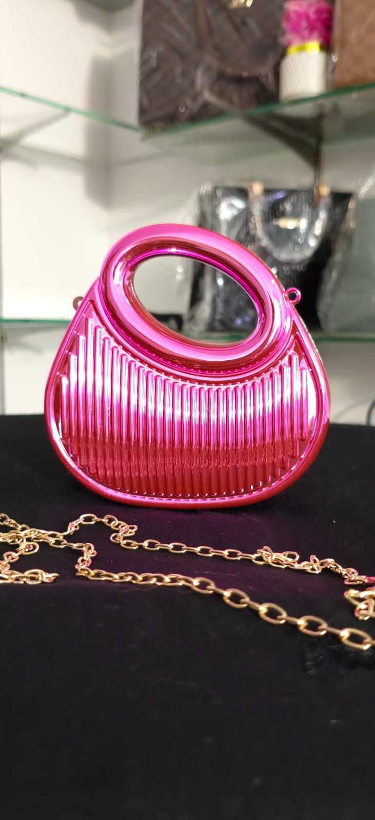 Round Top Metal Clutch (Imported)