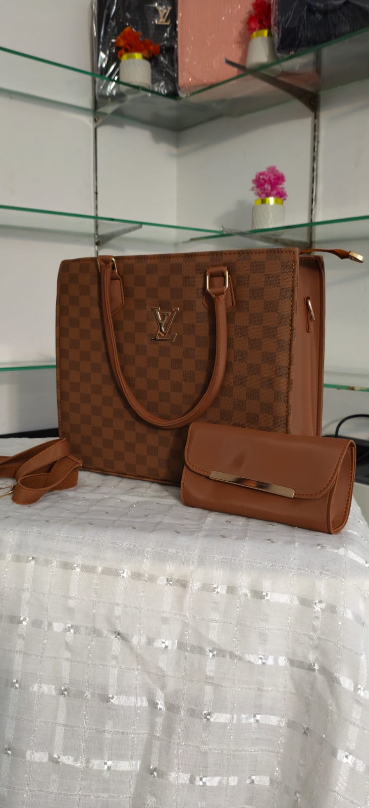 Classic Checkered Tote With Free Delivery