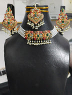Traditional Wedding Choker Set with Earrings & Maang Tikka