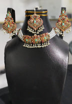 Traditional Wedding Choker Set with Earrings & Maang Tikka